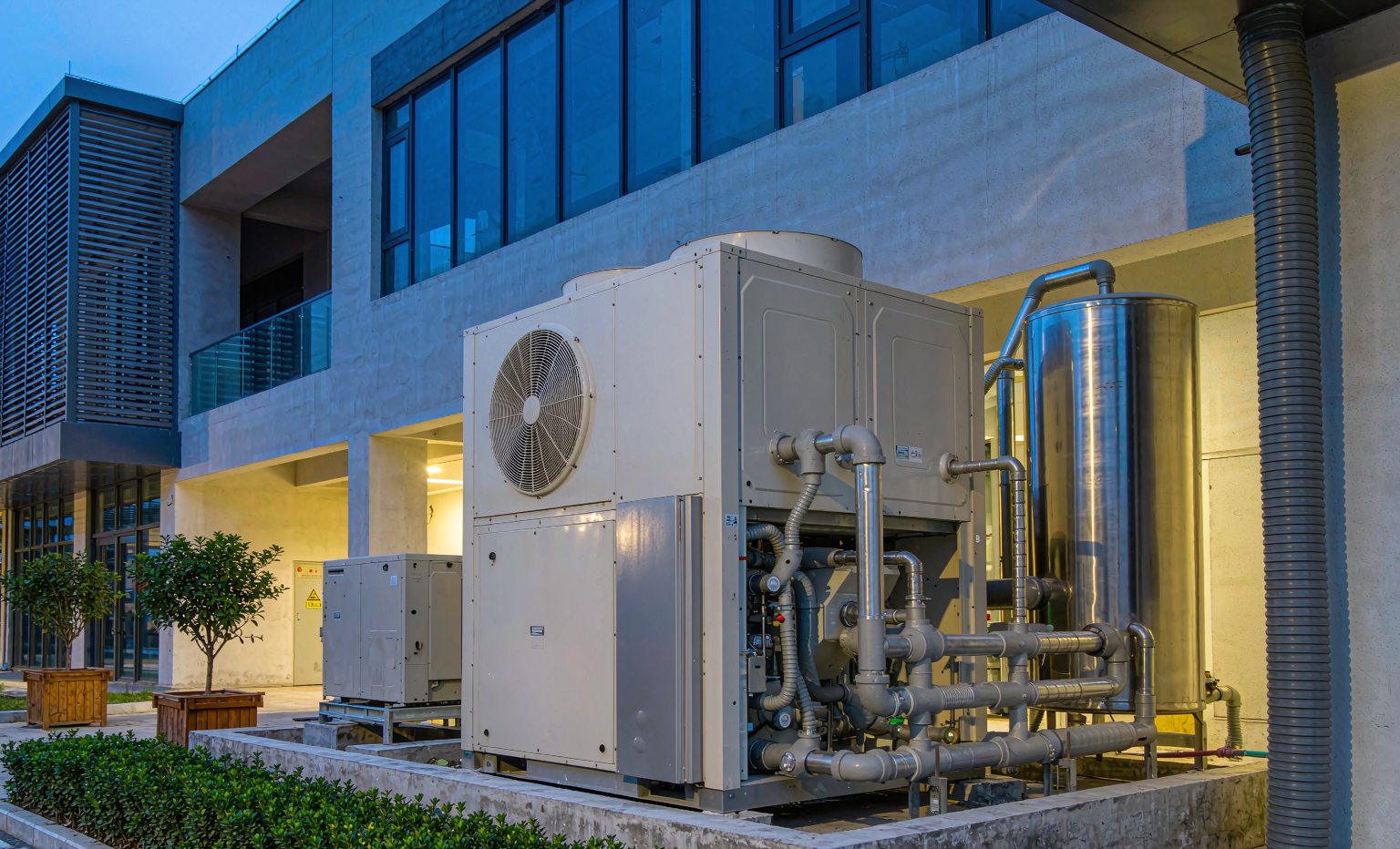 Heat Pump vs Gas Boiler: Efficiency and Total Cost Comparison